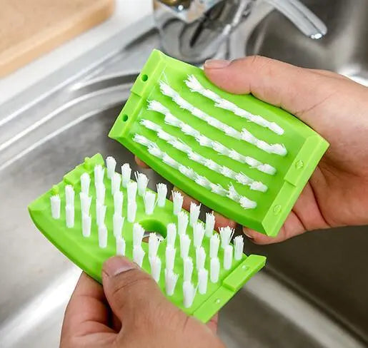 Tough-On-Stains Alligator Kitchen Scrubber for Effortless Cleaning